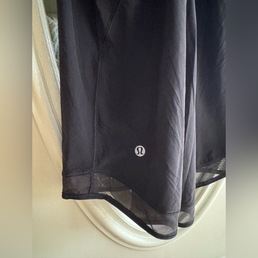 Lululemon Mix And Mesh Tank Black 6 - Picture 6 of 8